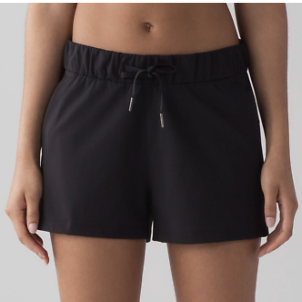 Lululemon on the fly short